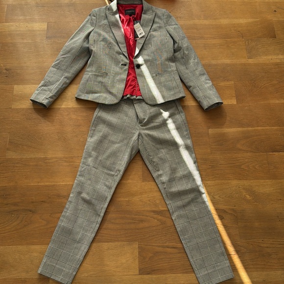 Banana Republic plaid trousers 2 - Picture 5 of 5